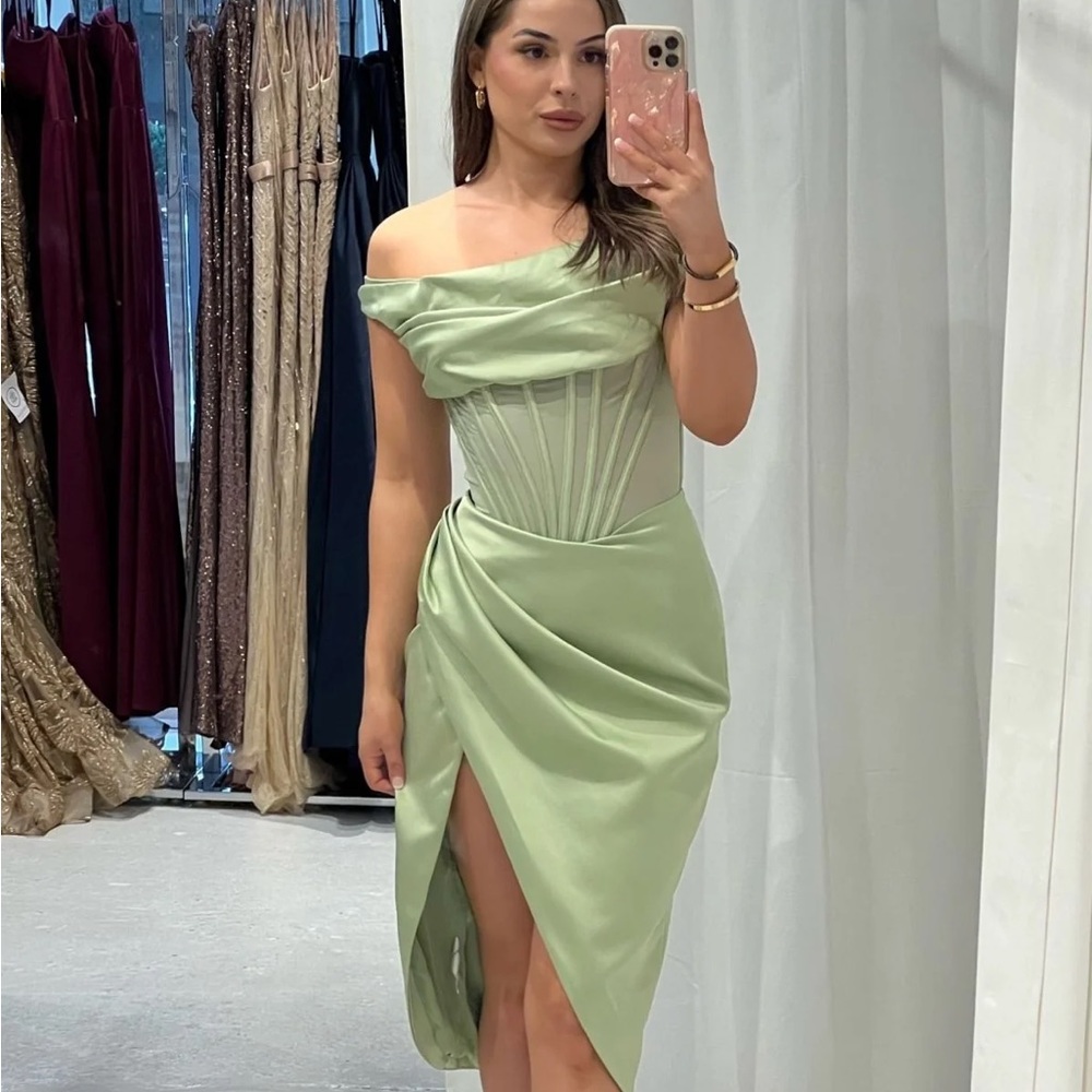 House of CB ‘Lulu’ Pistachio Asymmetric Drape Midi Corset Dress NWOT - Picture 3 of 14